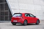 Volkswagen Golf GTI 5-Door 2017 года (ZA)